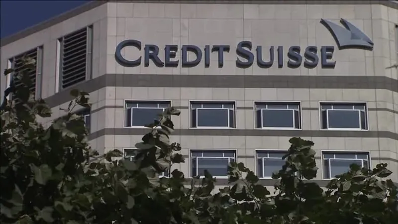 Credit Suisse recorre ao Banco Central da Suíça e bolsas reagem no exterior