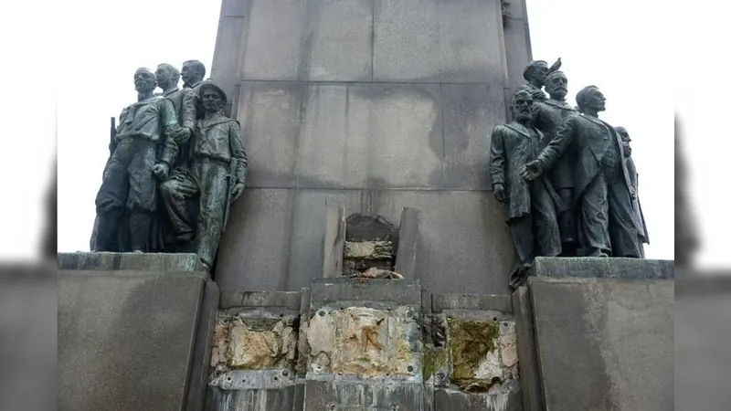 Cobre roubado do monumento Marechal Deodoro da Fonseca é recuperado