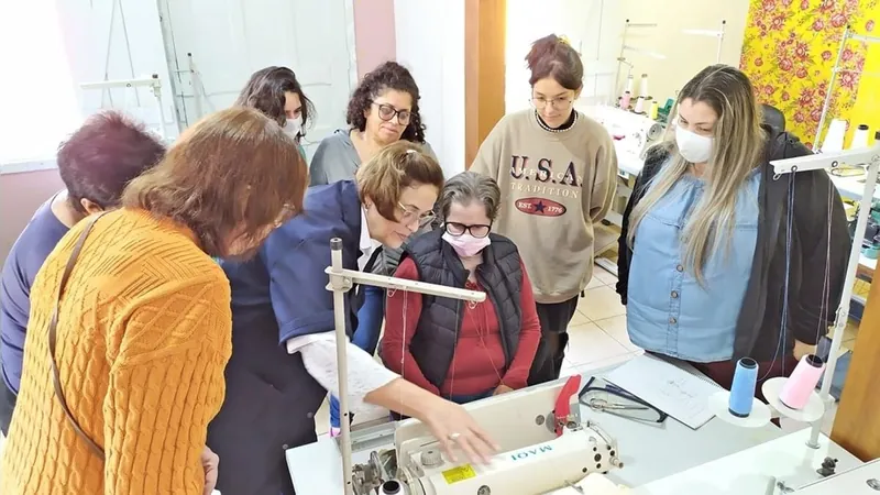 Fundo Social abre inscrições para escola de moda em Santo Antônio do Pinhal