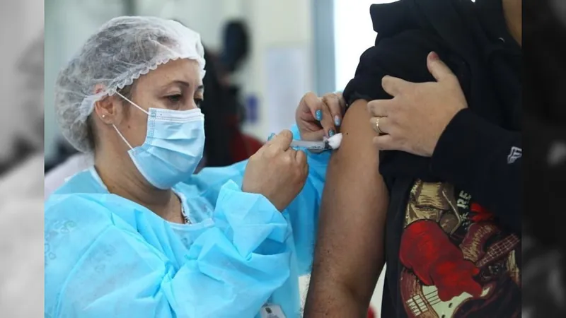 São José dos Campos estende público atendido para vacina bivalente