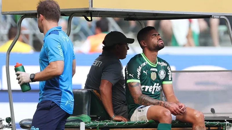 Tabata tem lesão na coxa confirmada e pode desfalcar o Palmeiras nas finais