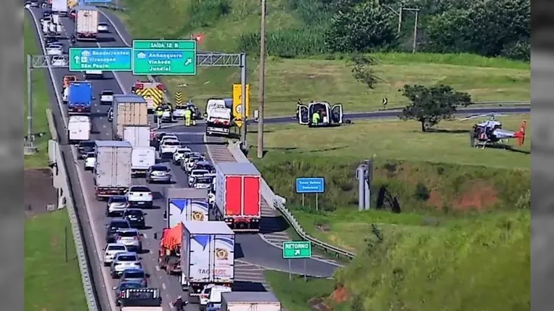 Acidente deixa motociclista ferido e interdita alça de acesso para a Anhanguera