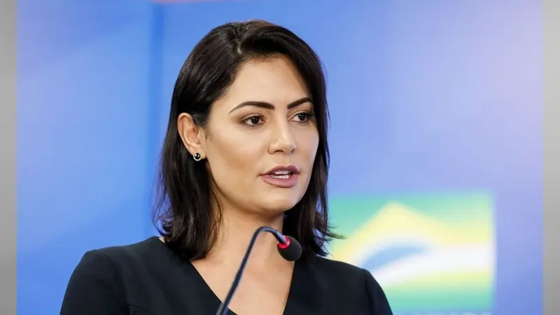 Michelle Bolsonaro toma posse como presidente do PL Mulher