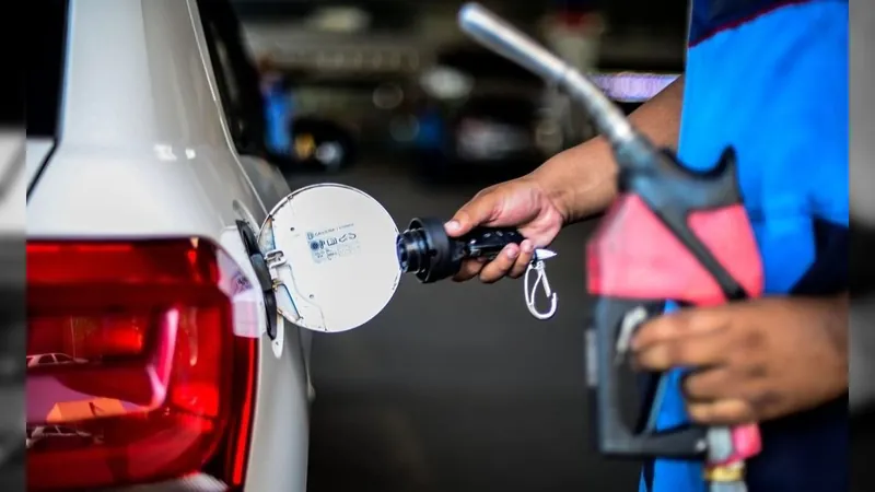 Redução de R$0,18 no diesel da Petrobras não deve impactar inflação