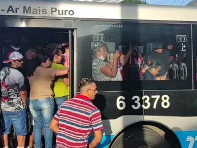 Com greve no Metrô de SP, passageiros encaram ônibus lotados; veja vídeo