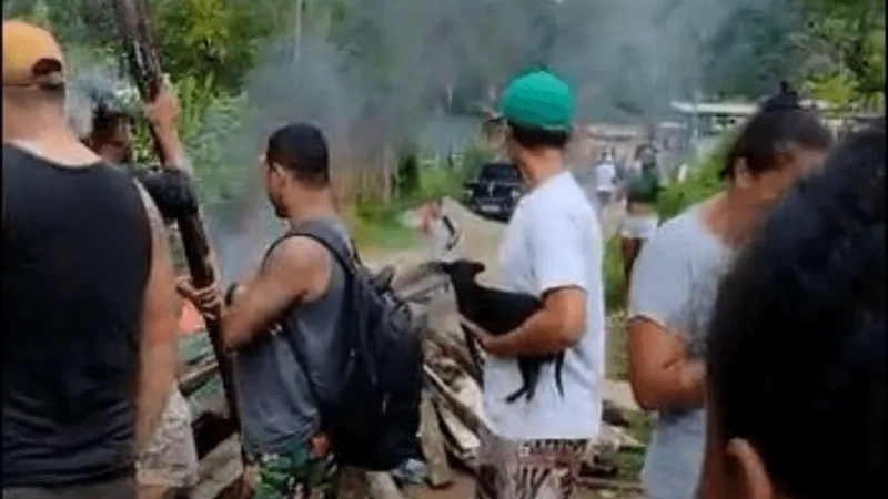 Moradores de São Sebastião protestam contra demolição de casas, veja o vídeo!