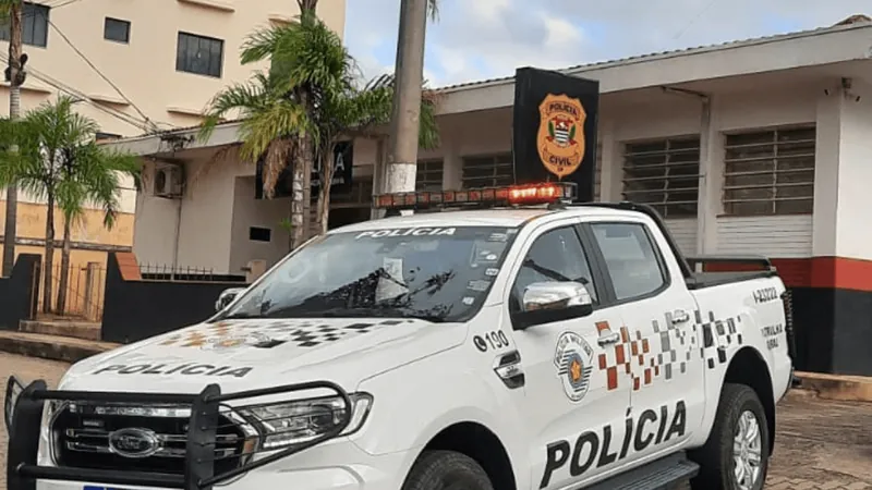 Polícia Militar prende dez procurados pela Justiça na região