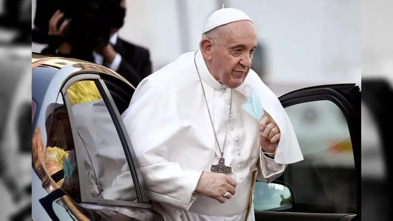 Papa Francisco é internado com infecção respiratória