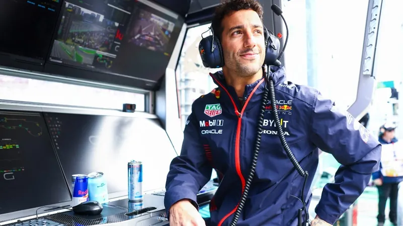 Chefe da Alpine admite que conversou com Ricciardo sobre vaga para 2023