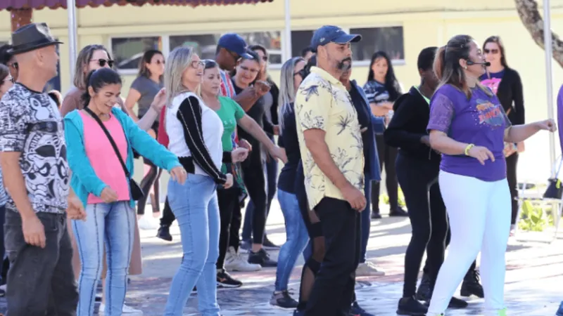 Retrô Dancing acontece em São José dos Campos neste domingo (03)