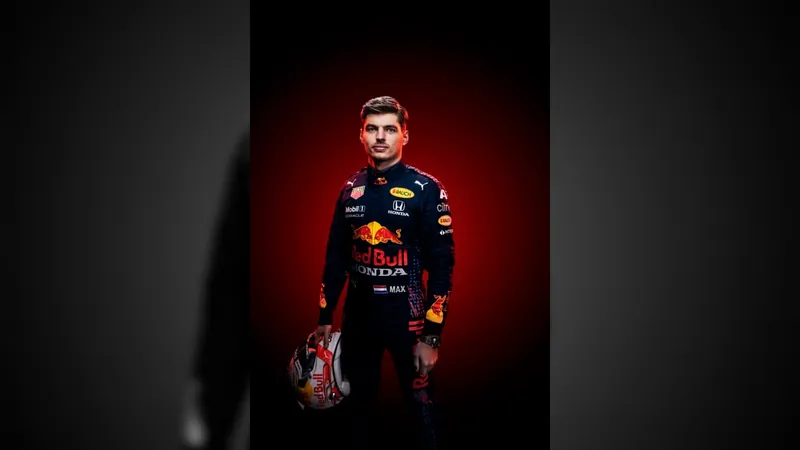 Max Verstappen é pole no GP da Austrália de F1