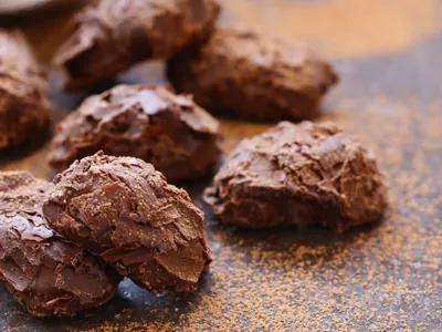 Bombom crocante de chocolate: receita de Páscoa para fazer em 30 minutos