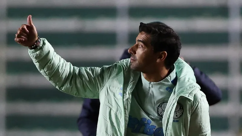 "Não estávamos à espera", diz Abel Ferreira sobre arbitragem na Libertadores