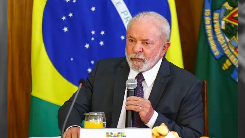 Lula aceita convite do G7 e confirma participação na reunião de junho, no Japão