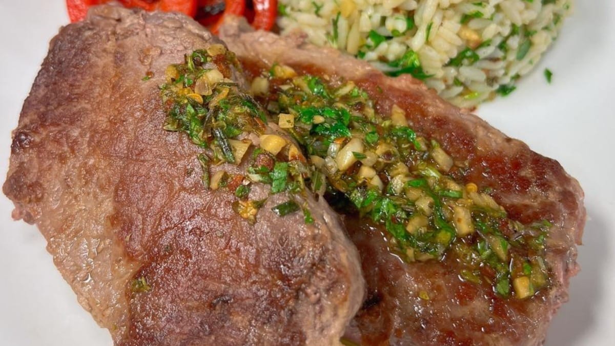 Filé de costela e arroz com chimichurri | Band Receitas