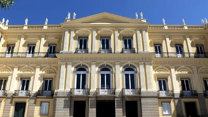 Museu Nacional, no Rio, pode ter obras de restauração suspensas por falta de verba