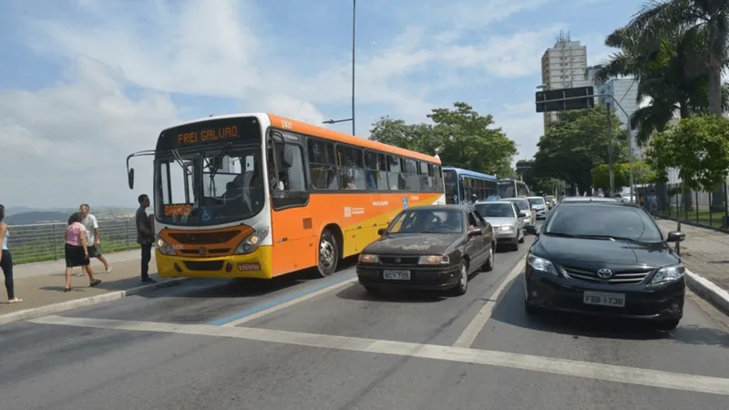 Linhas de ônibus das zonas norte e sudeste são ampliadas em São José dos Campos