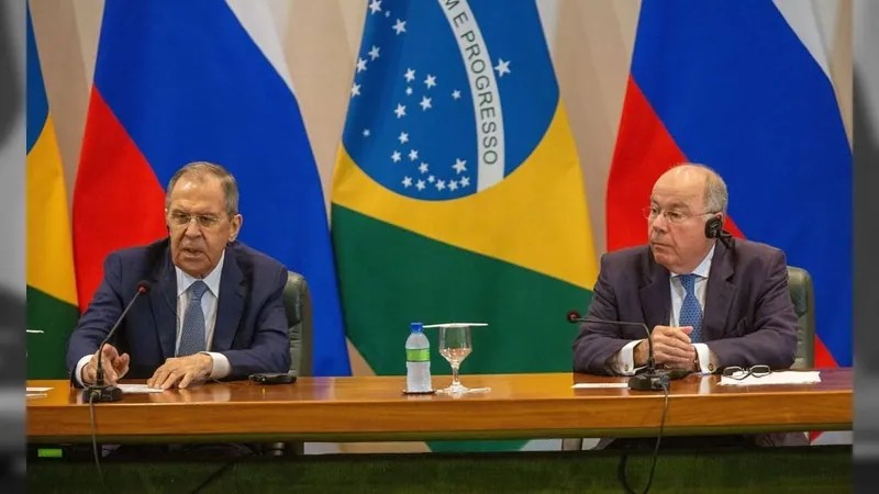 Em reunião com ministro de Putin, Mauro Vieira defende paz na Ucrânia