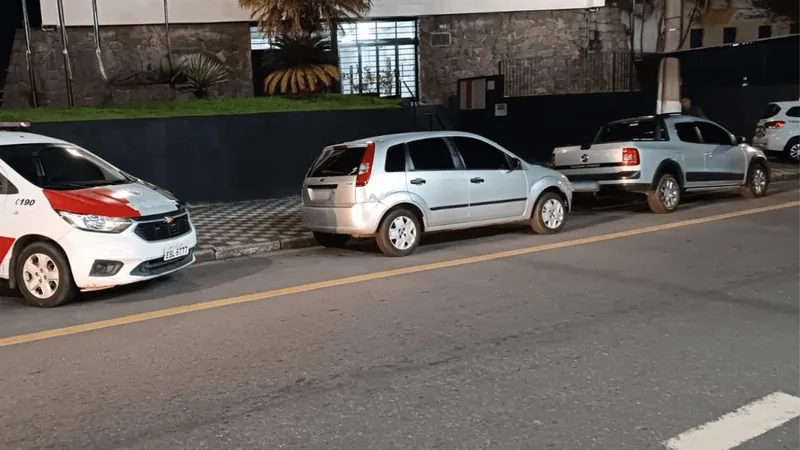 Polícia Militar prende trio por furtar carro em Jacareí