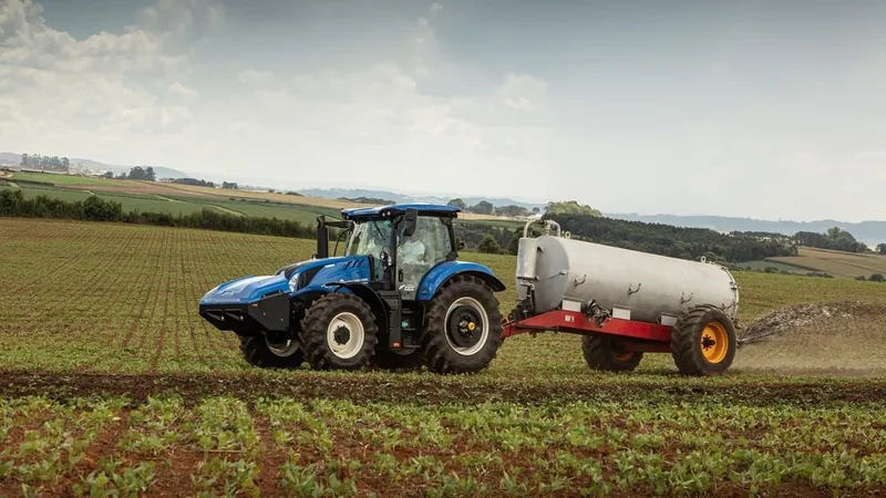 New Holland vende primeiro trator movido a biometano no Brasil