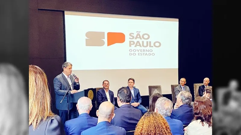 Governo de SP e Toyota anunciam investimento de R$ 1,7 bilhão para híbrido-flex