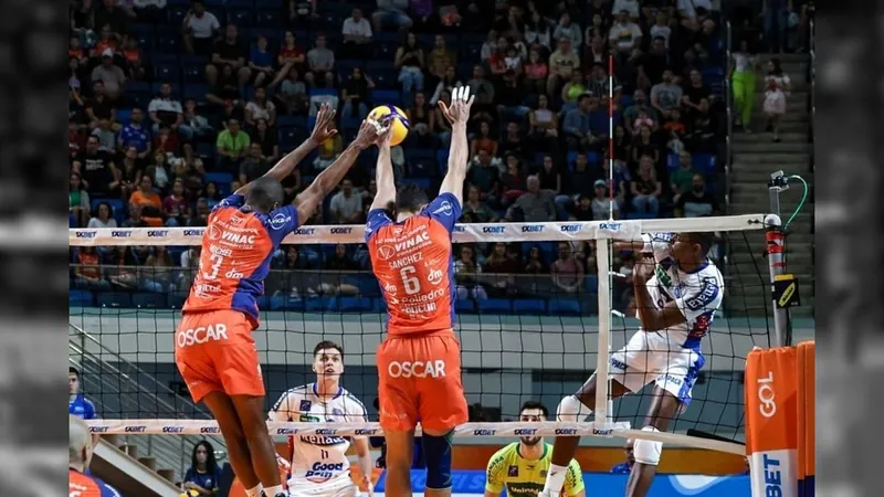 Vôlei São José enfrenta Cruzeiro em MG na semifinal da Superliga Nacional