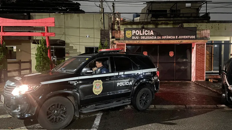 Operação policial apreende jovem por ameaça de ataque em escola de São José