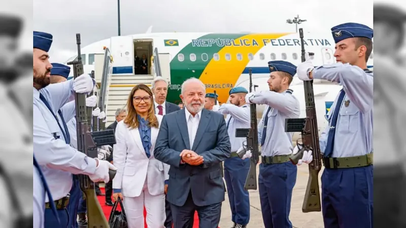 Lula chega a Portugal em primeira viagem à Europa nesta sexta (21)