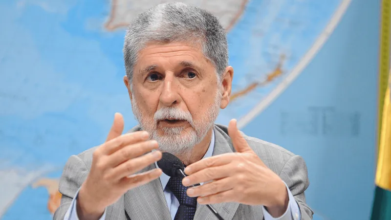 Celso Amorim se reúne com o presidente da Ucrânia nesta quarta-feira