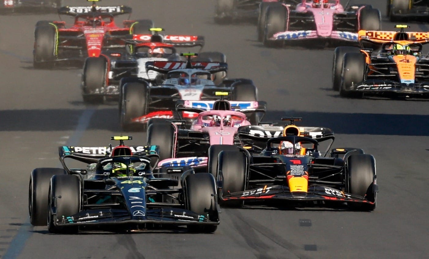 F1 anuncia calendário de 2024 com 24 corridas e volta da China Band
