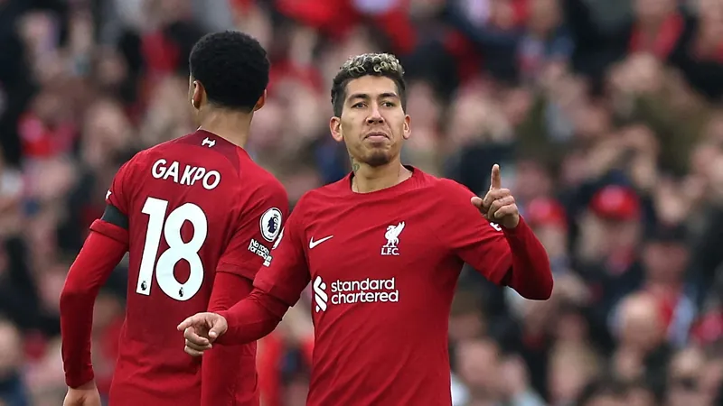 Liverpool anuncia saídas de Roberto Firmino e mais três ao fim da temporada