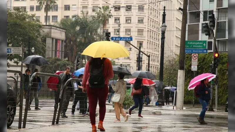 Feriado do Dia do Trabalho tem previsão de calor e pancadas de chuva