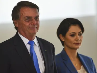 Relator da CPMI descarta quebra de sigilo de Michele e Jair Bolsonaro