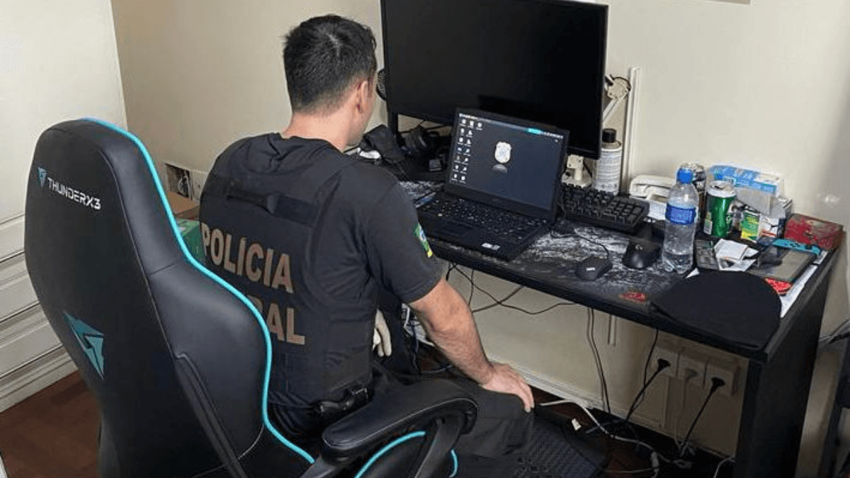 Homem é Preso Por Obter Fotos íntimas E Ameaçar Crianças Em Jacareí 7621