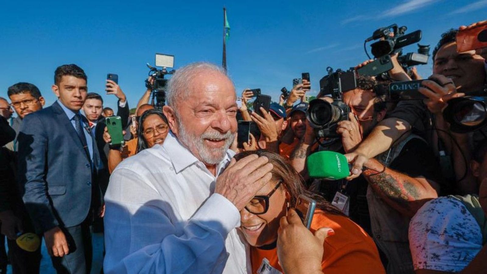 Lula Desce Rampa Do Planalto E Defende Prédios Públicos Sem Grades | Band