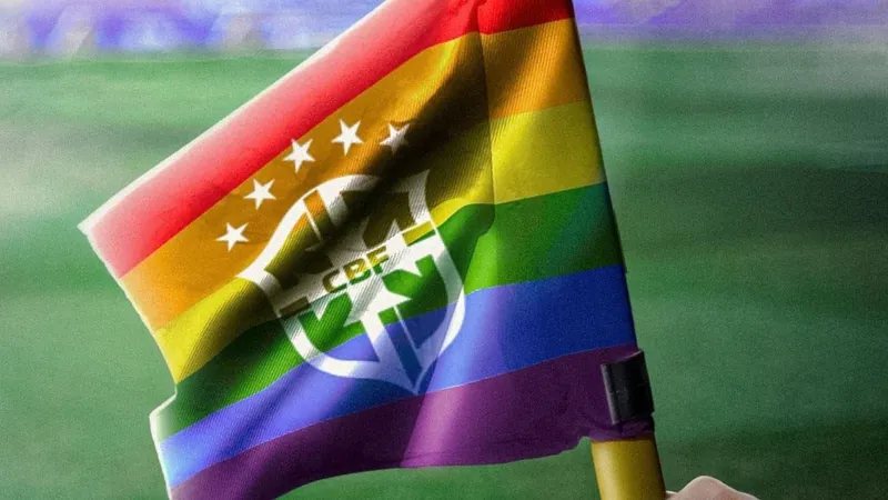 Estudo indica aumento de 76% em casos de homofobia no futebol do país