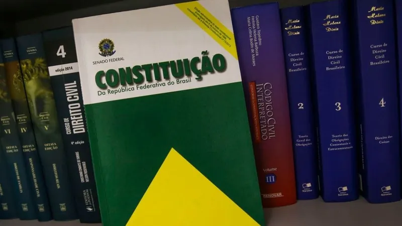 Constituição e Lei Maria da Penha ganham tradução em idioma indígena