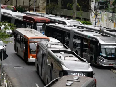 SP: motoristas de ônibus marcam greve para esta sexta; sindicato diverge e nega