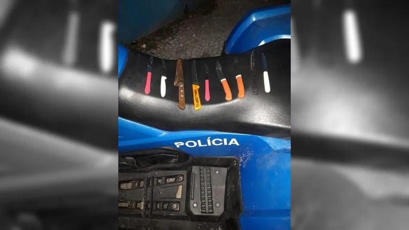 Dois adolescentes são presos na noite de ontem (21) em Copacabana