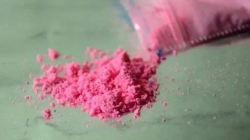 Cocaína rosa: droga mais cara e potente preocupa autoridades brasileiras