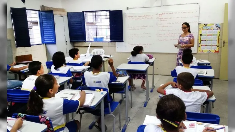 Mais da metade das crianças em idade escolar não está alfabetizada