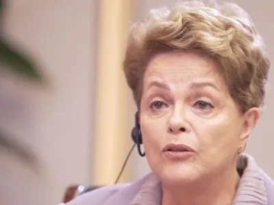 Dilma critica “absoluto privilégio” do Dólar e do Euro