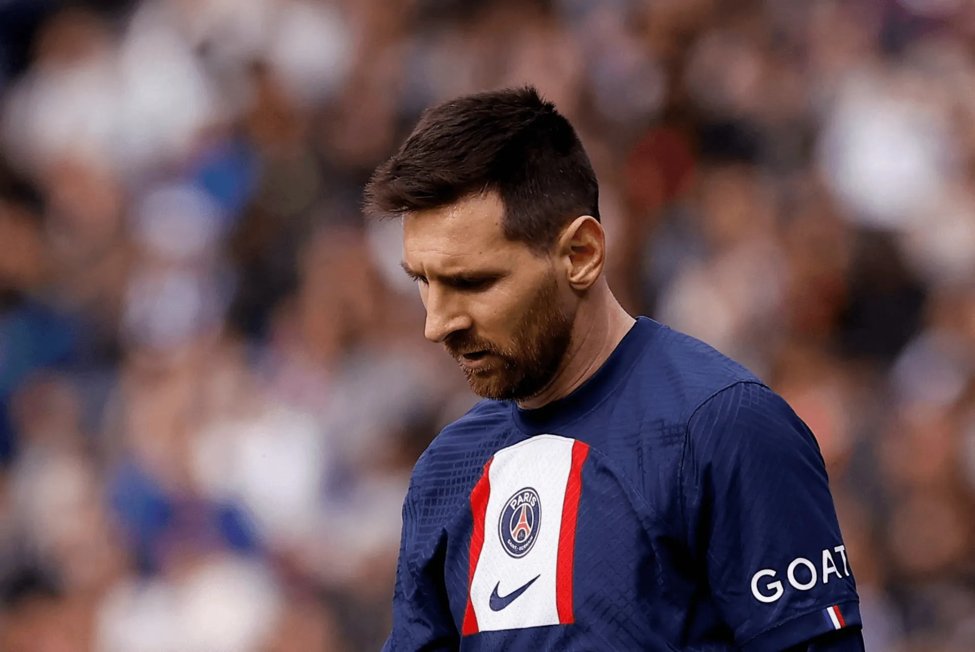 Messi vai deixar o PSG ao fim da temporada, afirma rádio francesa