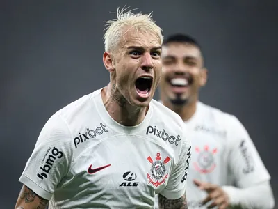 Quesada: Corinthians terá concorrência do Flamengo por Róger Guedes