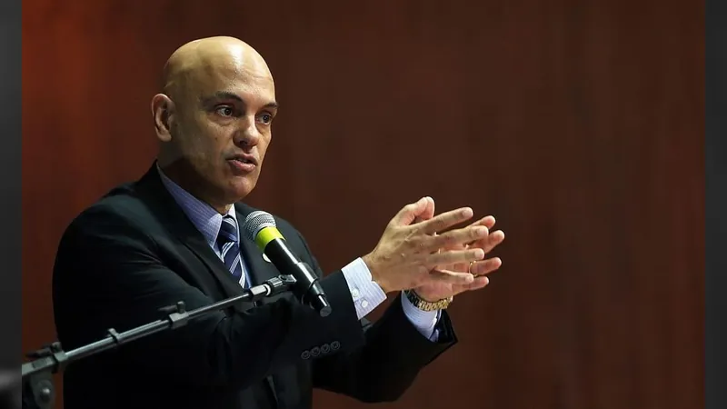 Moraes vota para tornar réus mais 70 denunciados por atos criminosos no DF