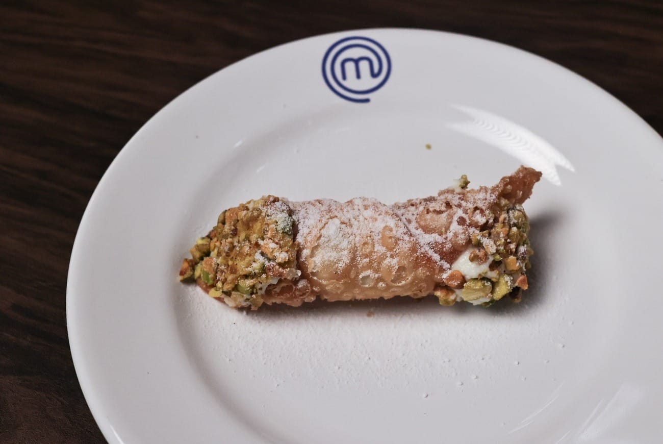 Cannoli siciliano com farofa de pistache | Band Receitas 