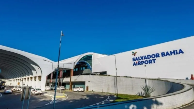 Aeroporto de Salvador volta a operar após problemas de balizamento