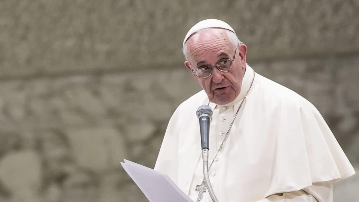 Papa Francisco faz apelo pela paz entre Israel e Hamas: Cessem o