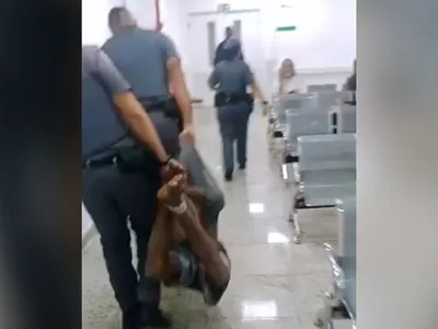 Justiça militar absolve policiais que amarraram homem em prisão em SP