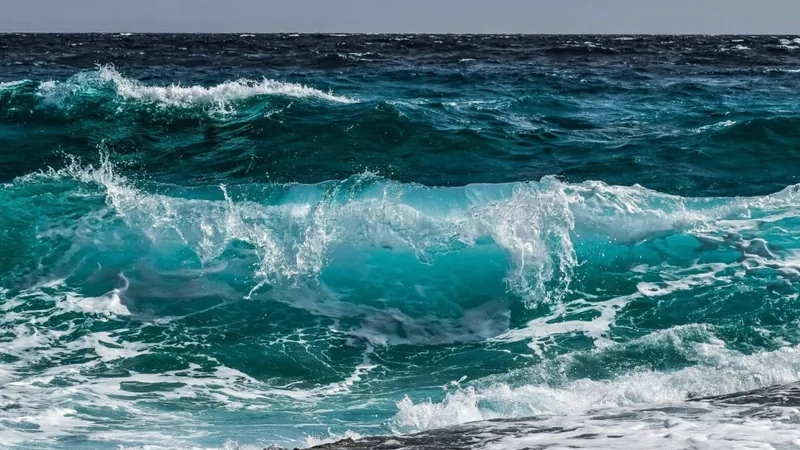 Temperatura nos oceanos bate recorde em maio